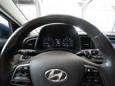 Used 2018 Hyundai Elantra Value Edition w/ Cargo Package FWD image 15