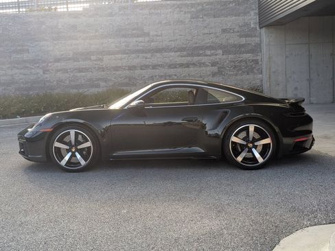 Used 2023 Porsche 911 Turbo image 2