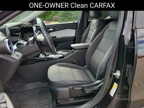 Used 2025 Chevrolet Trax LT w/ Driver Confidence Package FWD image 7