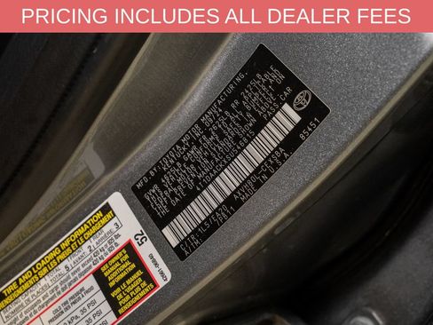 Used 2025 Toyota Camry SE FWD image 19