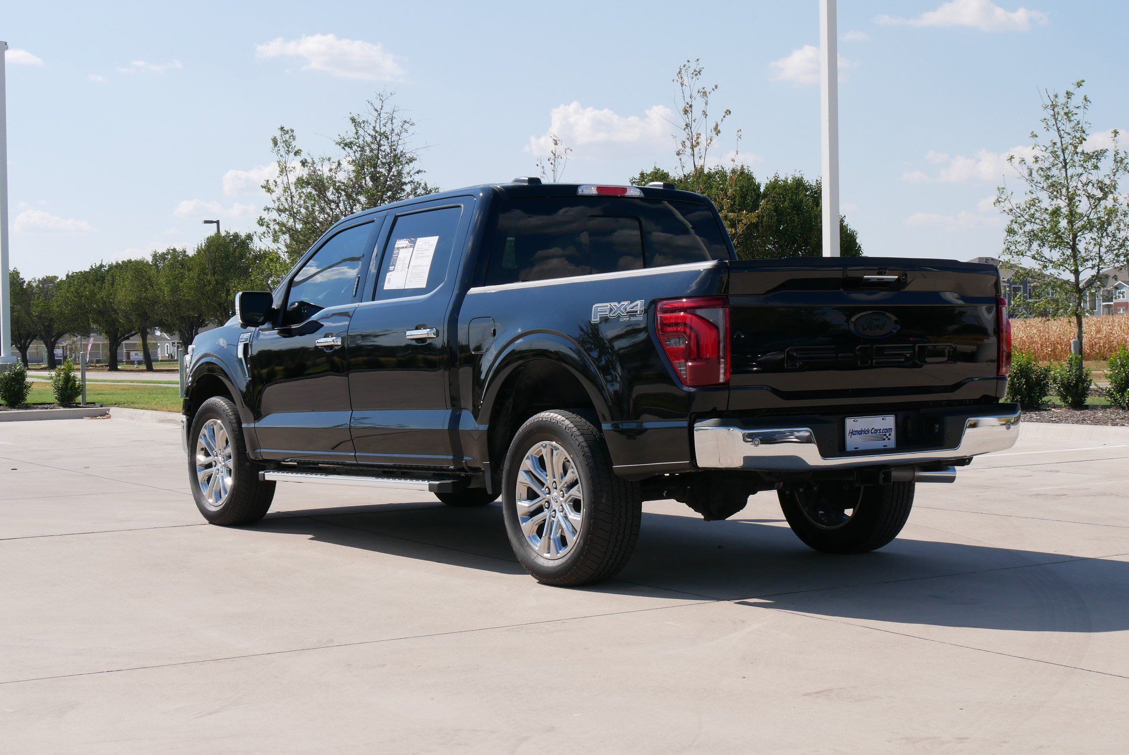 Used 2024 Ford F150 Lariat w/ FX4 Off-Road Package AWD/4WD image 7