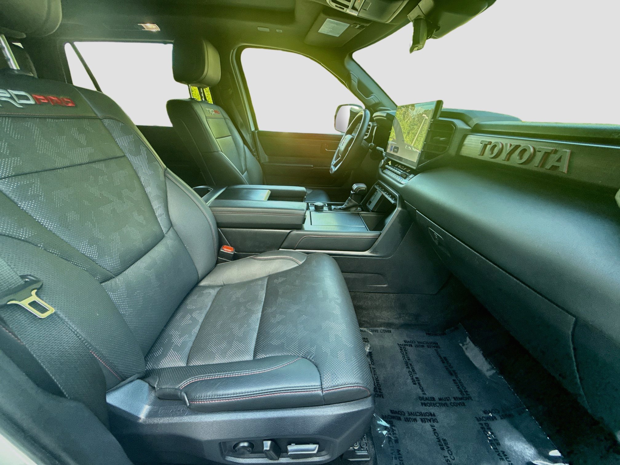 Used 2025 Toyota Sequoia TRD Pro AWD/4WD image 31