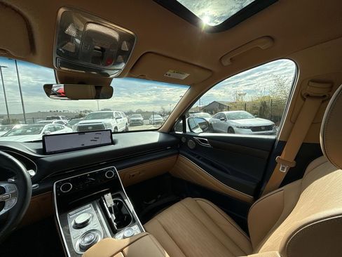 Used 2024 Genesis GV80 3.5T w/ Advanced Package image 11