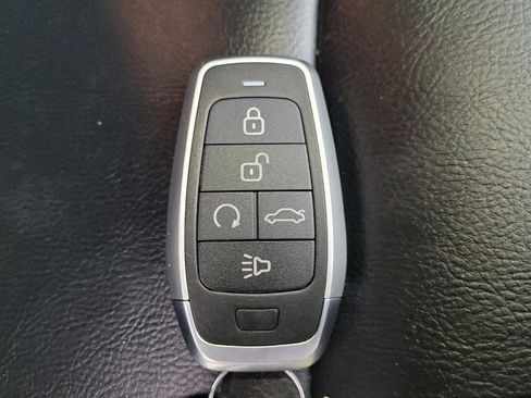 Used 2018 Nissan Altima 2.5 SR w/ SR Midnight Edition image 32