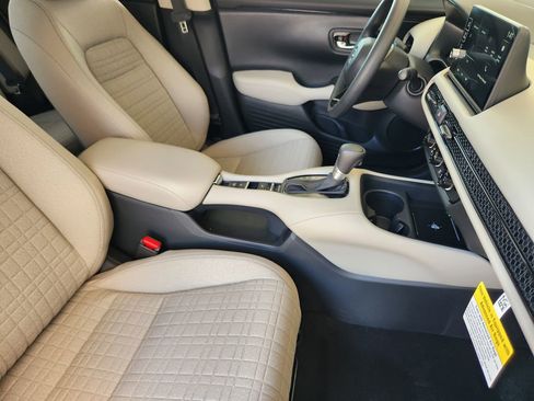 New 2027 Honda HR-V LX image 10
