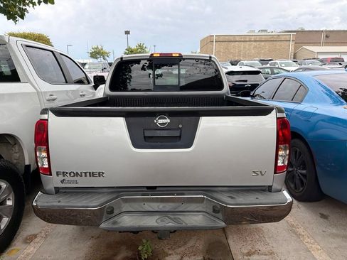 Used 2019 Nissan Frontier SV RWD image 6