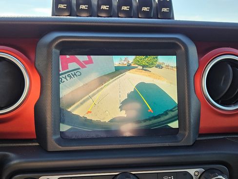 Used 2020 Jeep Wrangler Unlimited Rubicon image 33