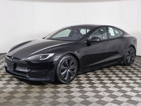 Used 2023 Tesla Model S Standard Range AWD/4WD image 10