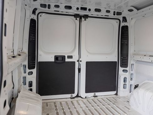 Used 2025 RAM ProMaster 2500 w/ Convenience Group FWD image 49