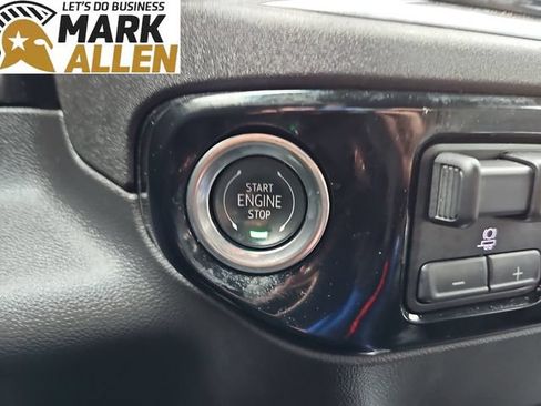 Used 2025 Chevrolet Silverado 1500 LTZ AWD/4WD image 16