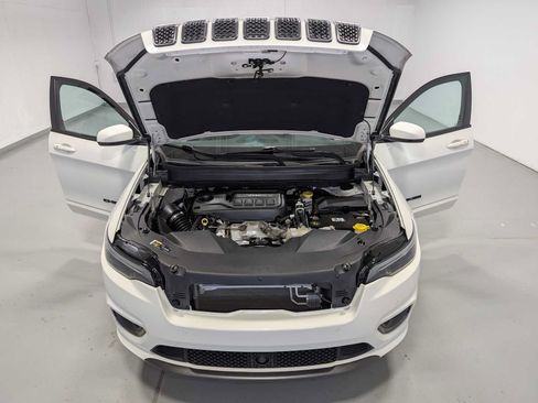 Used 2019 Jeep Cherokee High Altitude AWD/4WD image 14