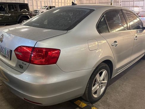 Used 2014 Volkswagen Jetta TDI FWD image 4