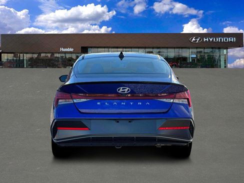 New 2026 Hyundai Elantra SEL Sport Premium FWD image 6
