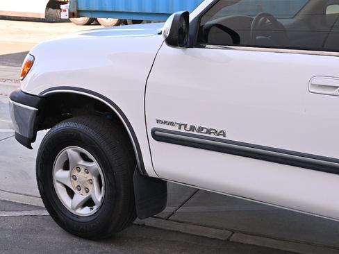 Used 2001 Toyota Tundra SR5 AWD/4WD image 29