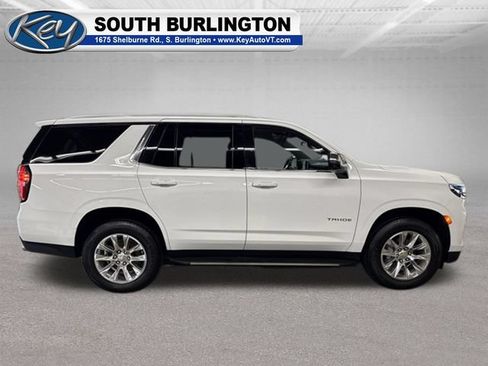 Used 2021 Chevrolet Tahoe Premier w/ Premium Package AWD/4WD image 7
