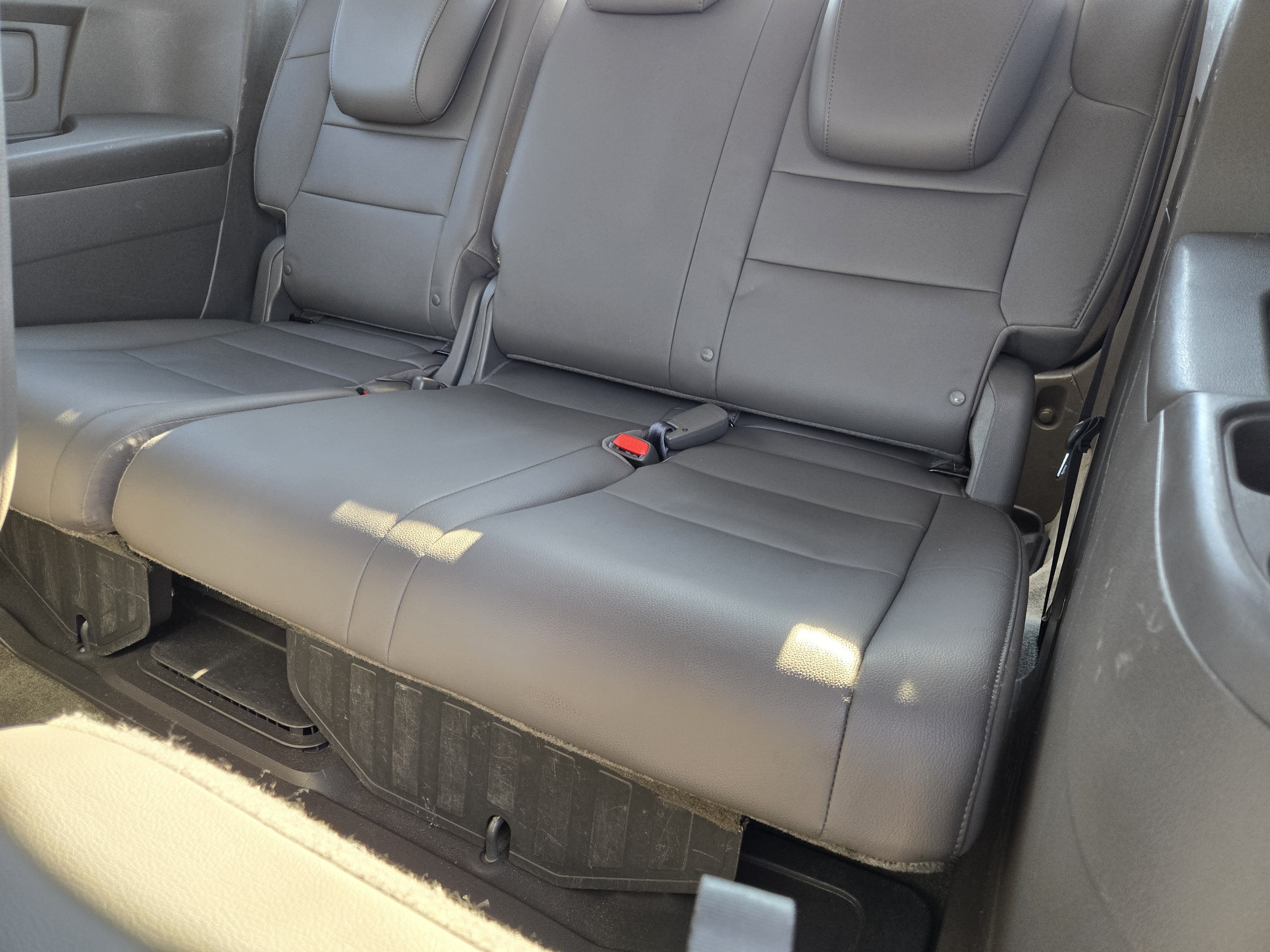 Used 2017 Honda Odyssey EX-L image 33