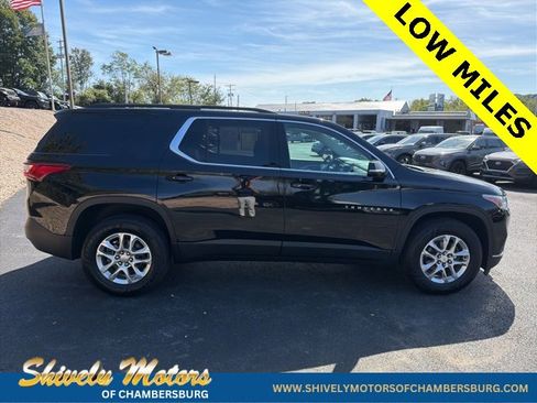 Used 2020 Chevrolet Traverse LT image 6