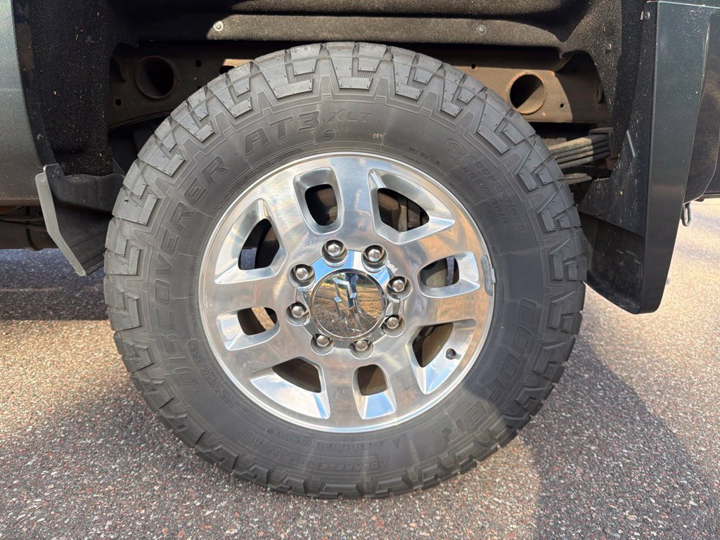 Used 2017 Chevrolet Silverado 2500 LTZ w/ Duramax Plus Package AWD/4WD image 10