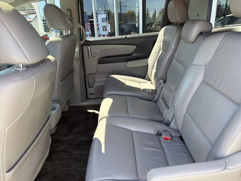 Used 2013 Honda Odyssey Touring image 27