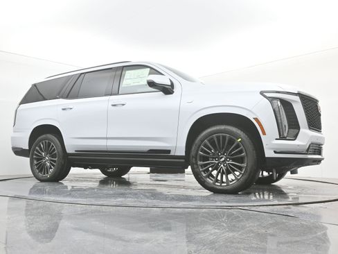 New 2026 Cadillac Escalade Platinum Sport w/ LPO, Floor Liner Package image 21