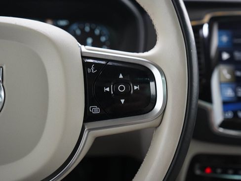 Used 2017 Volvo XC90 T6 Momentum w/ Vision Package AWD/4WD image 27
