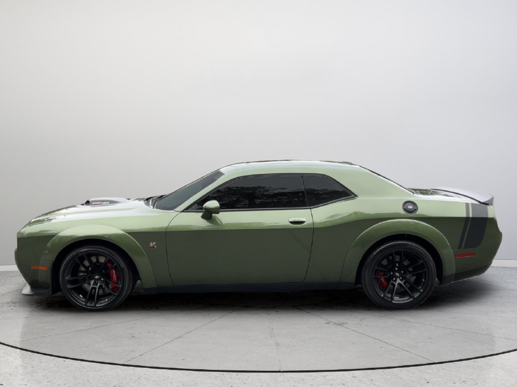 Used 2022 Dodge Challenger R/T Scat Pack RWD image 9