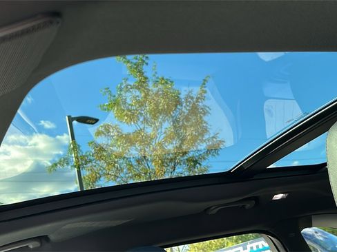 New 2026 Land Rover Range Rover Velar S image 12