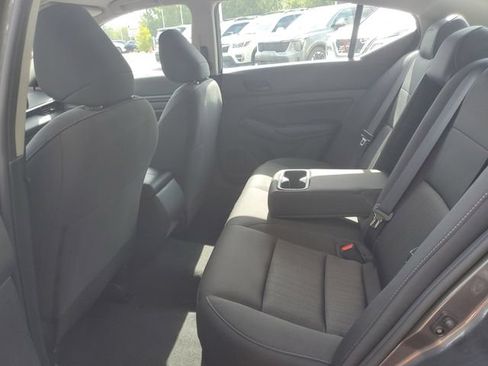 Used 2023 Nissan Altima 2.5 S FWD image 10