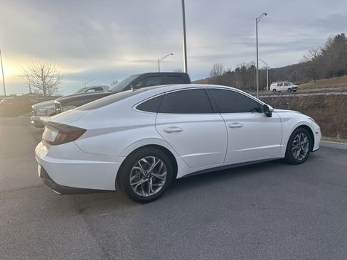 Used 2022 Hyundai Sonata SEL w/ Convenience Package image 6