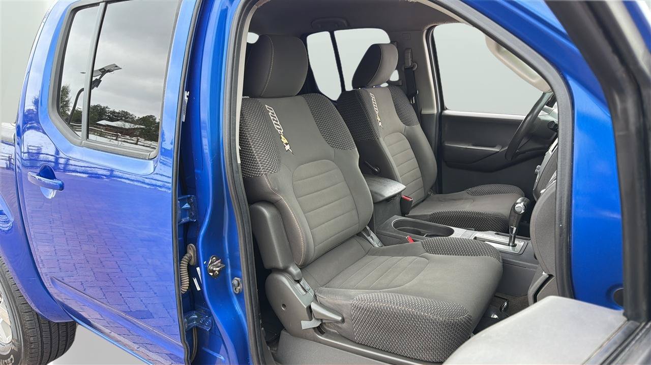Used 2013 Nissan Frontier PRO-4X AWD/4WD image 14