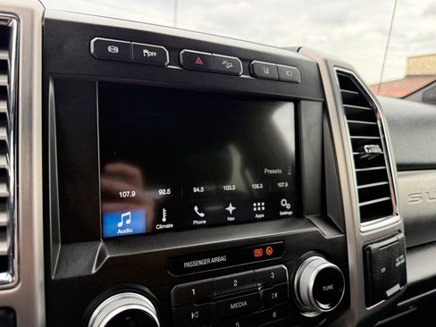 Used 2017 Ford F250 Platinum w/ Platinum Ultimate Package image 40