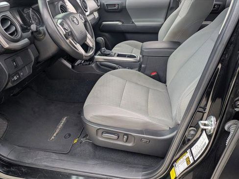 Used 2023 Toyota Tacoma SR5 w/ Technology Package image 15