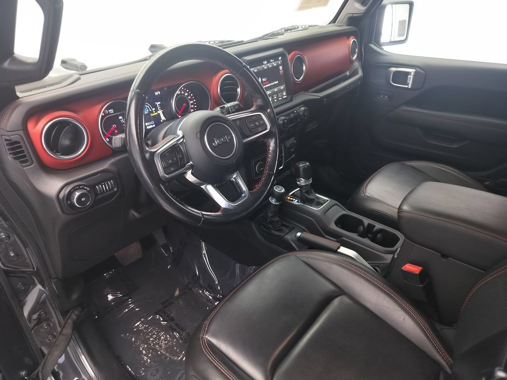 Used 2021 Jeep Wrangler Unlimited Rubicon AWD/4WD image 4