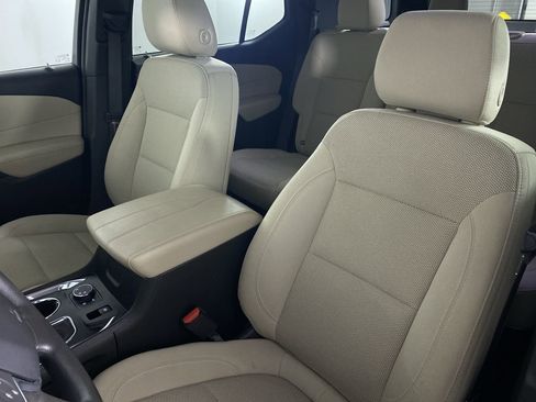 Certified 2023 Chevrolet Traverse LS image 10