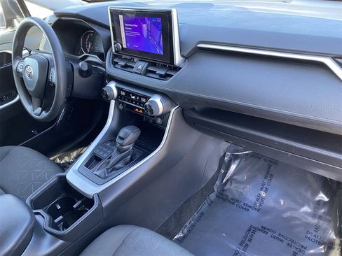 Used 2024 Toyota RAV4 XLE image 8