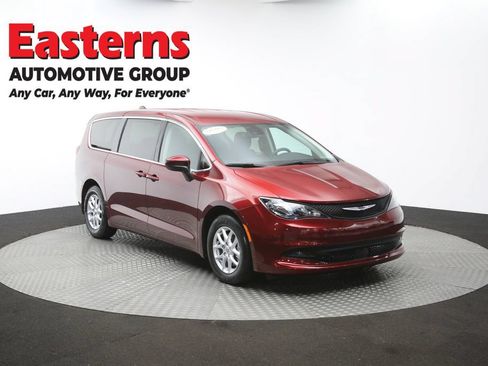 Used 2023 Chrysler Voyager LX FWD image 49