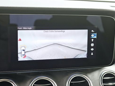 Used 2022 Mercedes-Benz E 450 E 450 4MATIC-Driver Assistance w/ Driver Assistance Package image 23