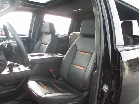 Used 2022 GMC Sierra 1500 AT4 w/ AT4 Premium Package image 22