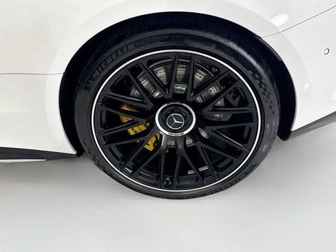 Used 2024 Mercedes-Benz AMG GT 63 image 29