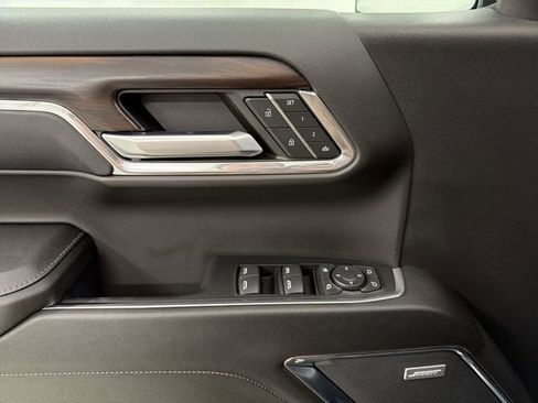 Used 2024 GMC Sierra 1500 SLT w/ SLT Premium Package image 22