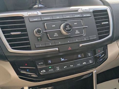 Used 2016 Honda Accord LX image 11