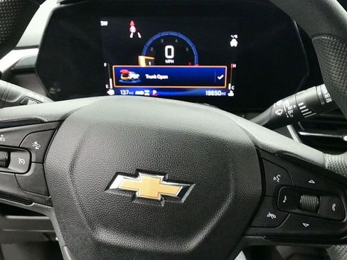 Used 2025 Chevrolet TrailBlazer LT w/ Driver Confidence Package image 12