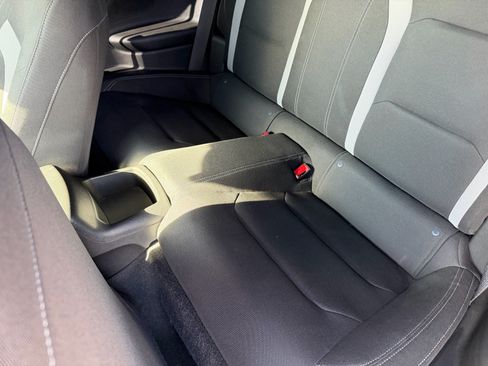 Used 2022 Chevrolet Camaro LT w/ Technology Package RWD image 14