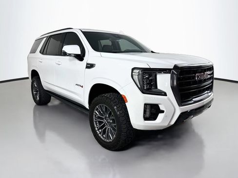 Used 2024 GMC Yukon AT4 w/ AT4 Premium Package AWD/4WD image 7