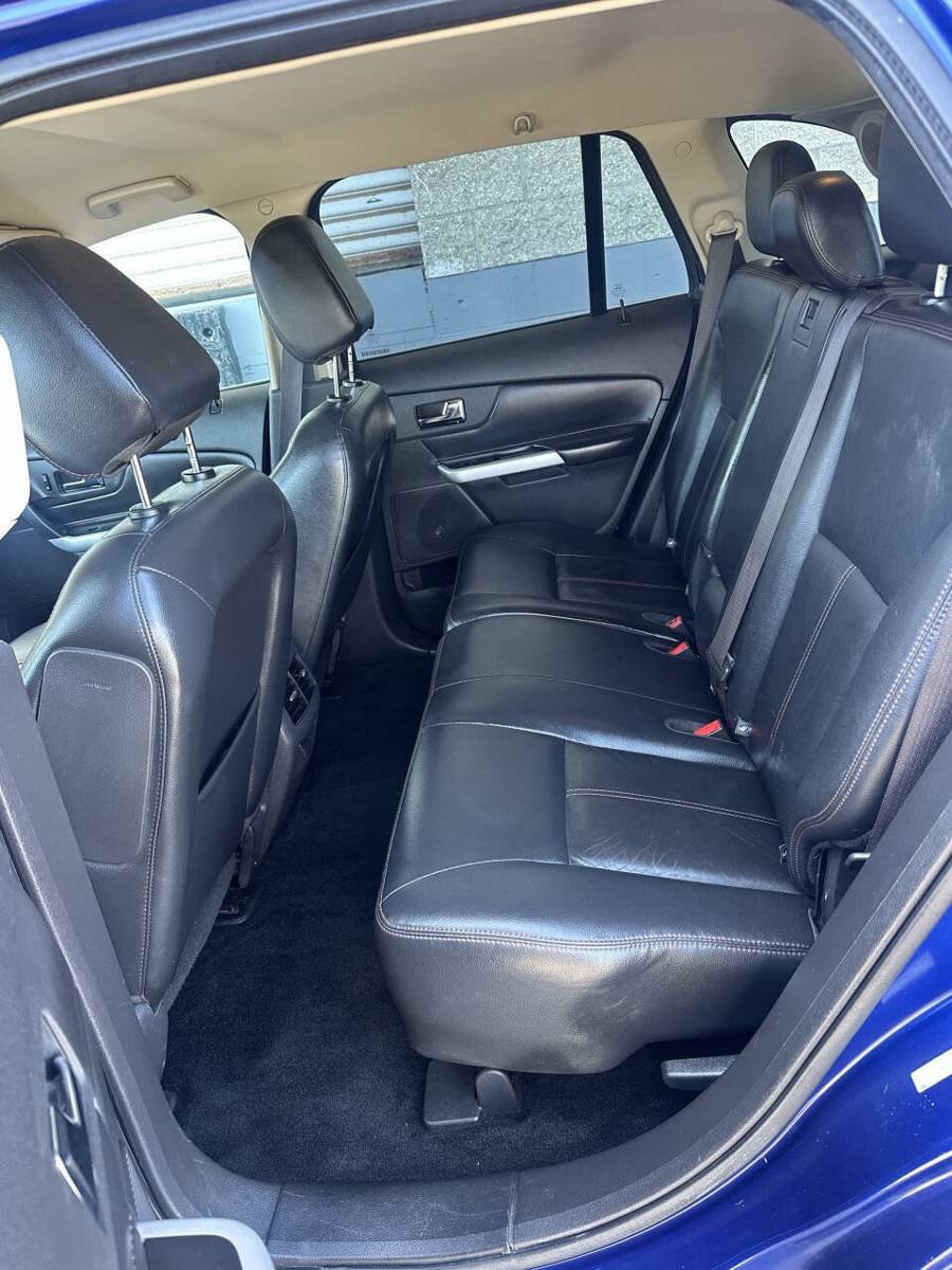 Used 2013 Ford Edge Limited AWD/4WD image 8