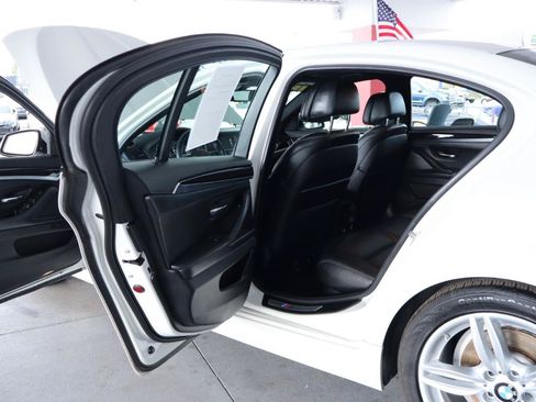 Used 2016 BMW 535i Sedan RWD image 32