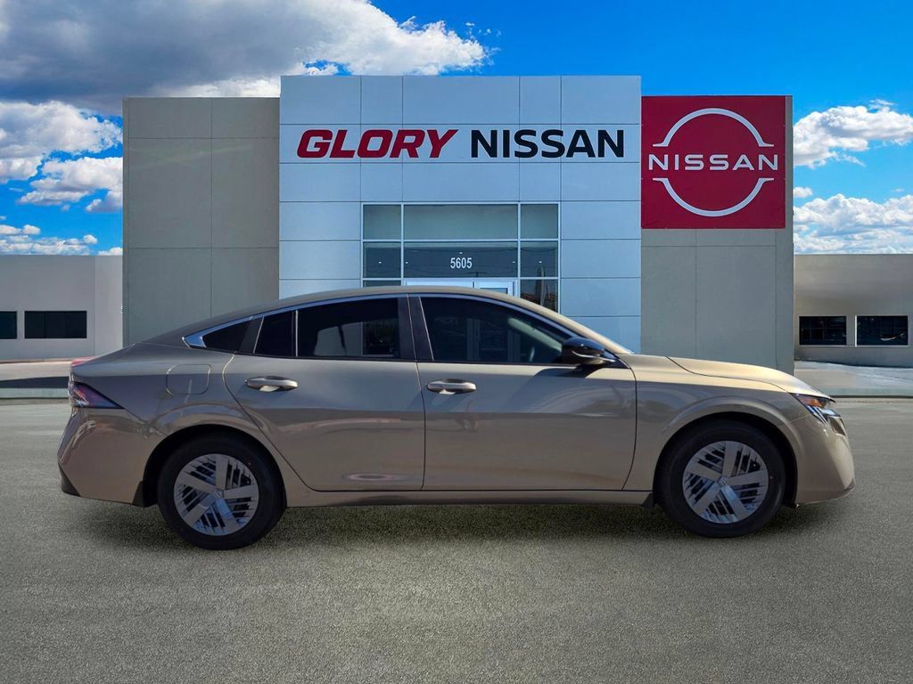 New 2027 Nissan Sentra SV w/ Floor Mat Package FWD image 5