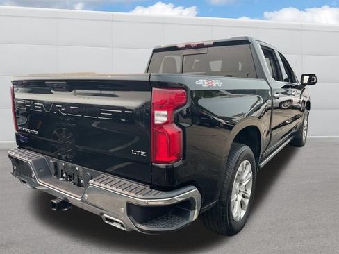 Used 2023 Chevrolet Silverado 1500 LTZ w/ Technology Package AWD/4WD image 8