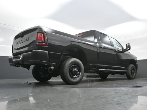 New 2027 RAM 2500 Tradesman AWD/4WD image 18