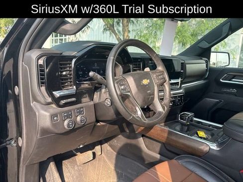 Certified 2025 Chevrolet Silverado 1500 High Country w/ High Country Premium Package AWD/4WD image 9